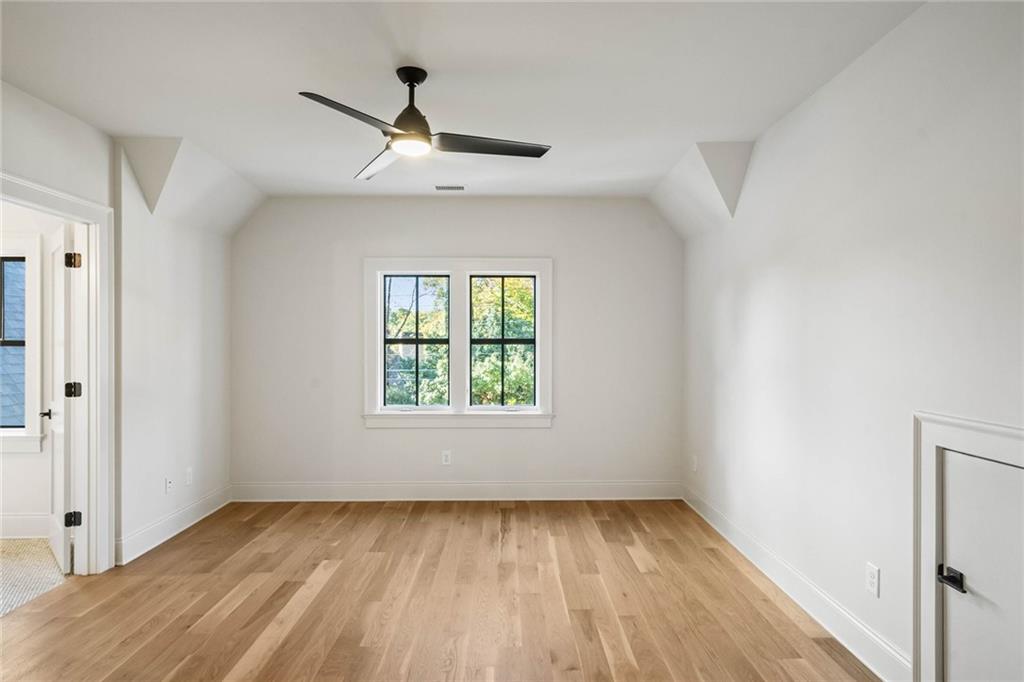 1441 W Wesley Road NW