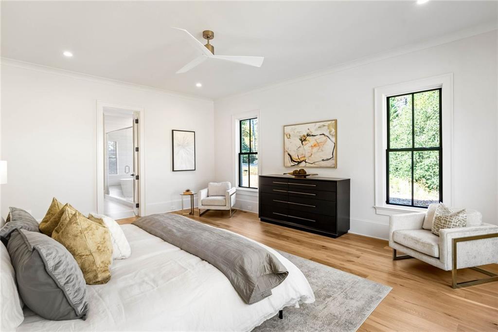 1441 W Wesley Road NW