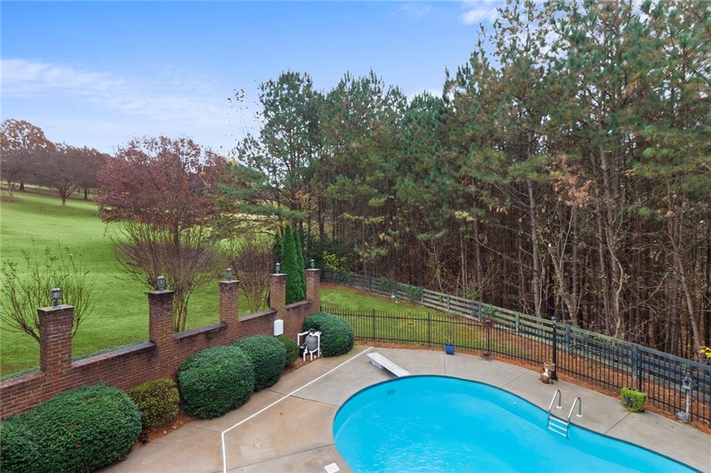 112 Forsyth Trail