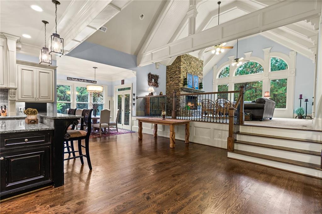 112 Forsyth Trail