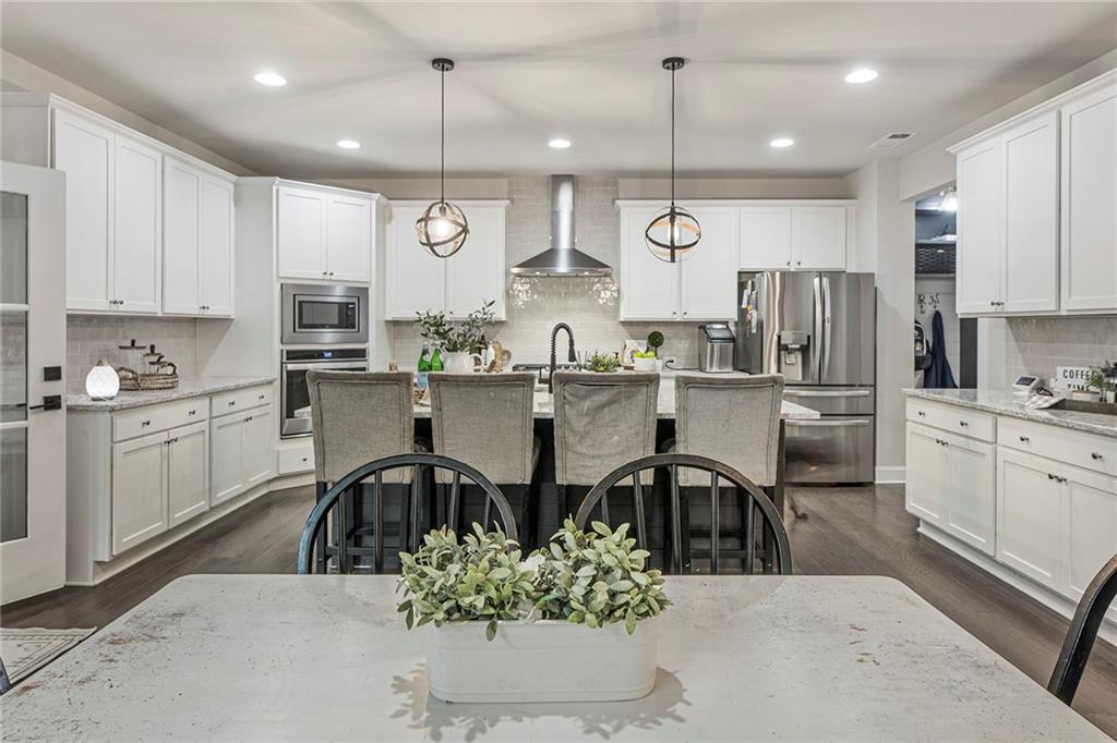 6650 Canyon Cove