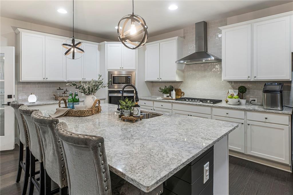 6650 Canyon Cove
