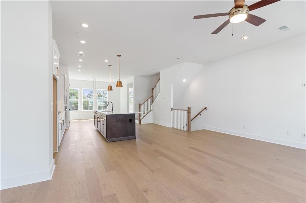 305 Walker Avenue Drive Unit 123