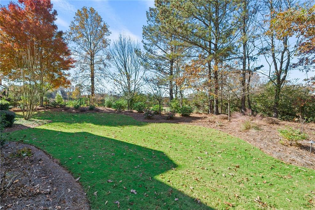 2550 Hillandale Circle