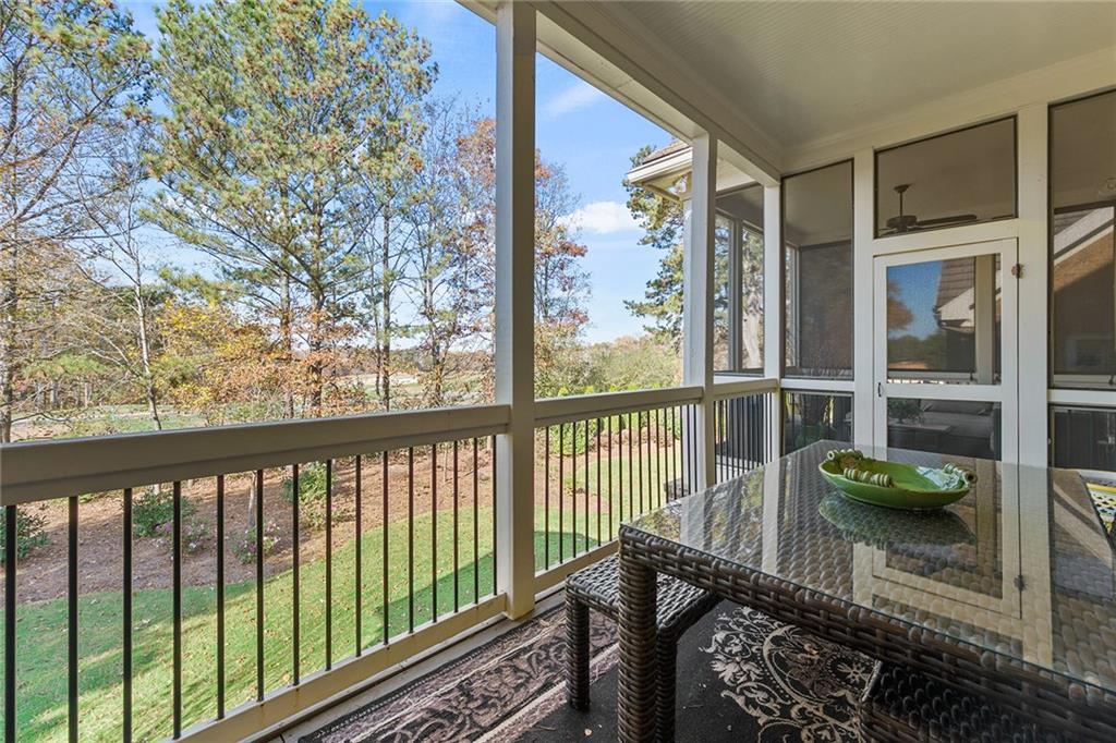 2550 Hillandale Circle
