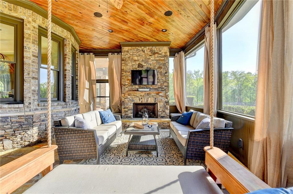 1327 Ewing Chapel Road