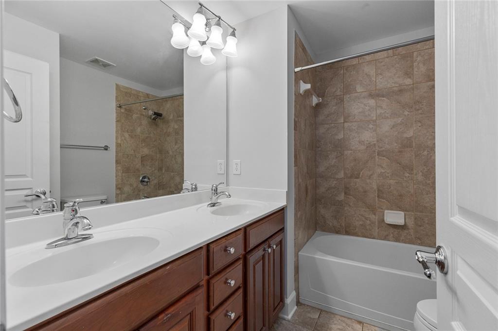 2852 Overlook Court