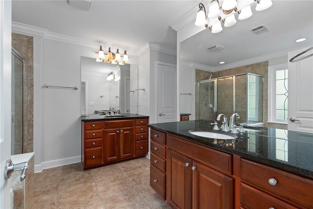 2852 Overlook Court