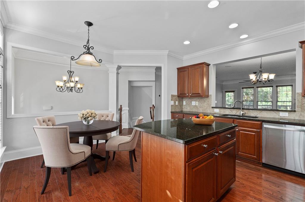 2852 Overlook Court