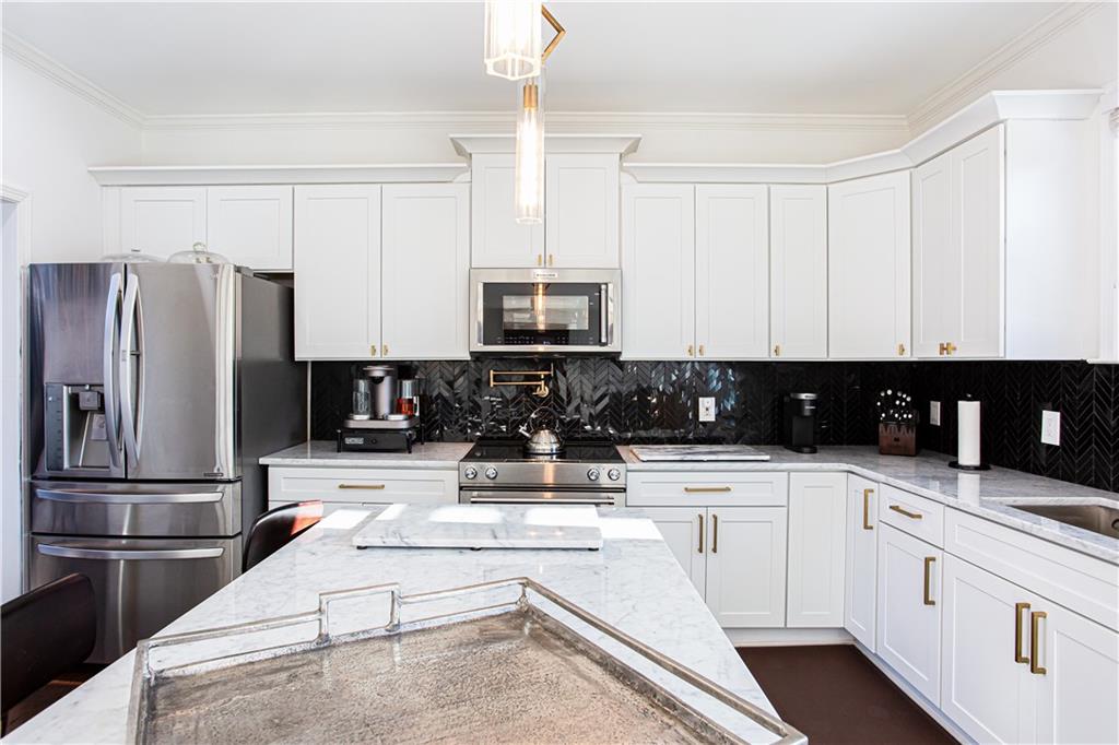 1400 Brentwood Drive