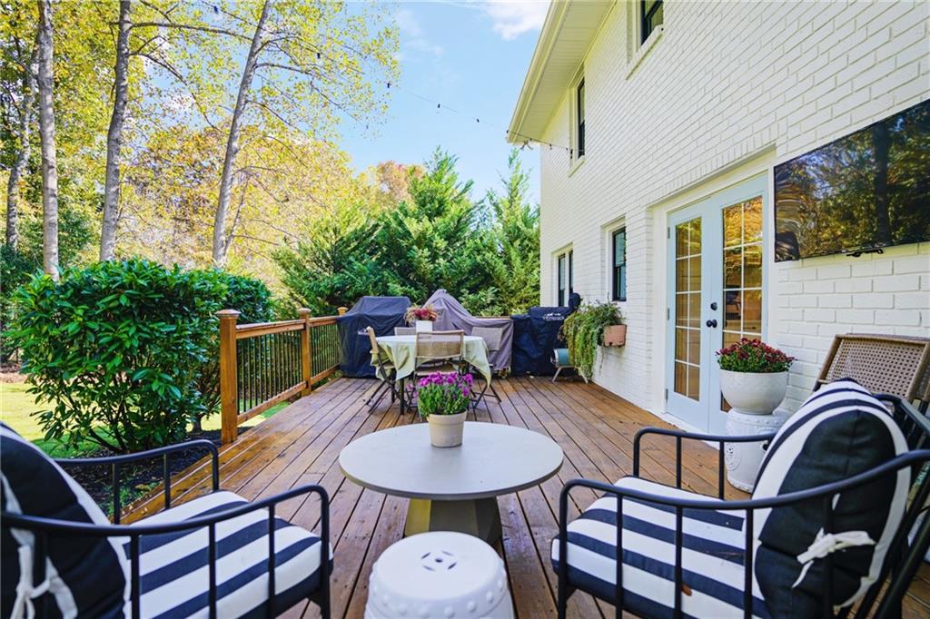 385 Knoll Woods Terrace