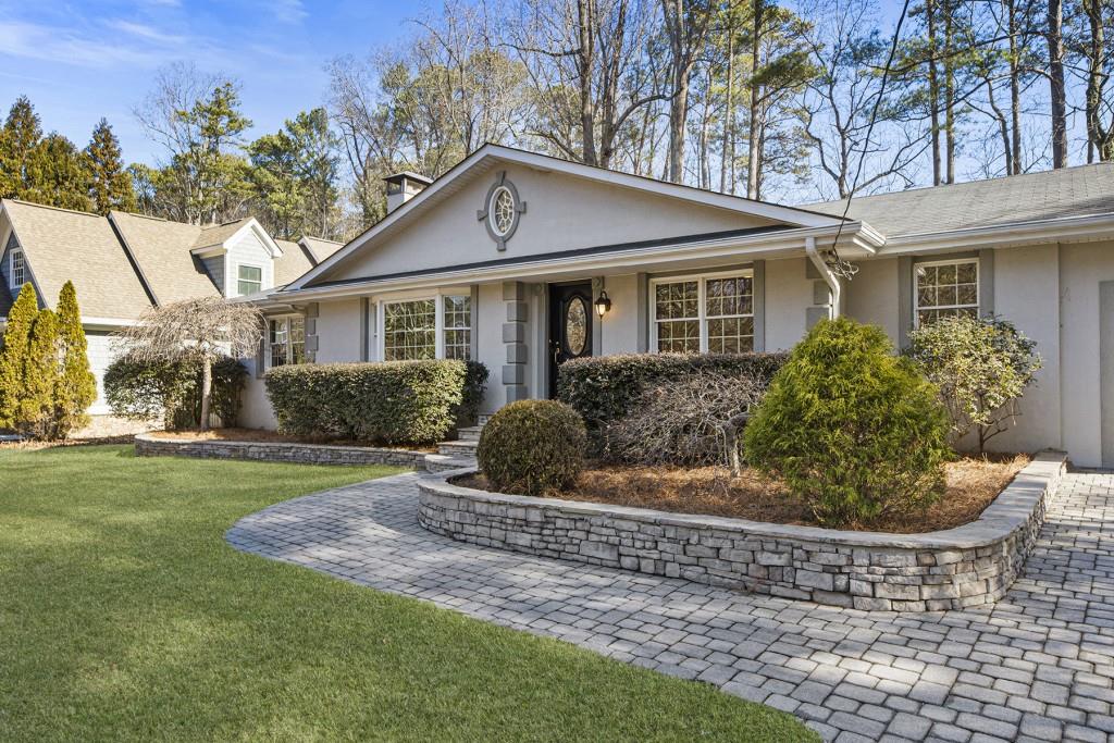 1571 Heatherwood Drive
