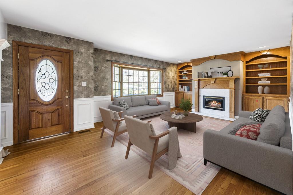 1571 Heatherwood Drive