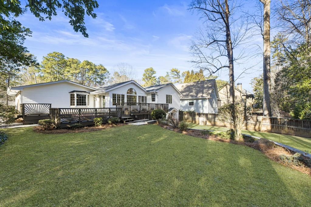 1571 Heatherwood Drive
