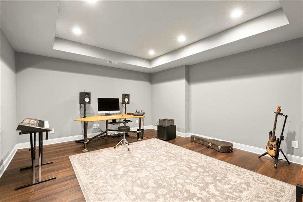 1010 Windfaire Place