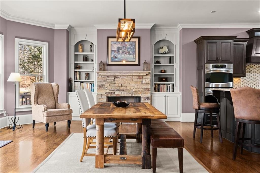1010 Windfaire Place