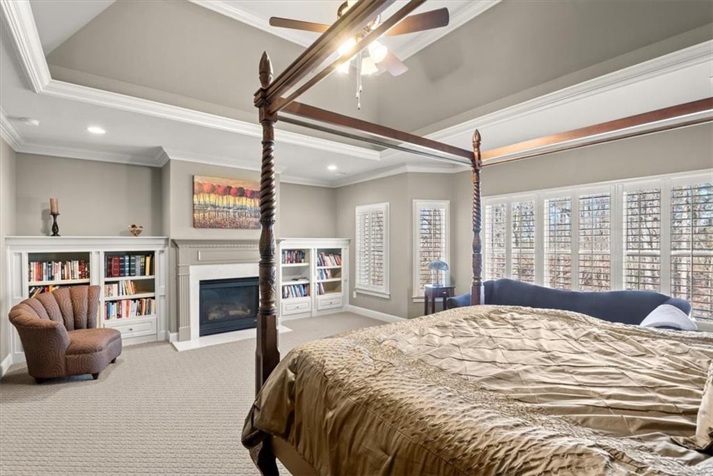 1010 Windfaire Place