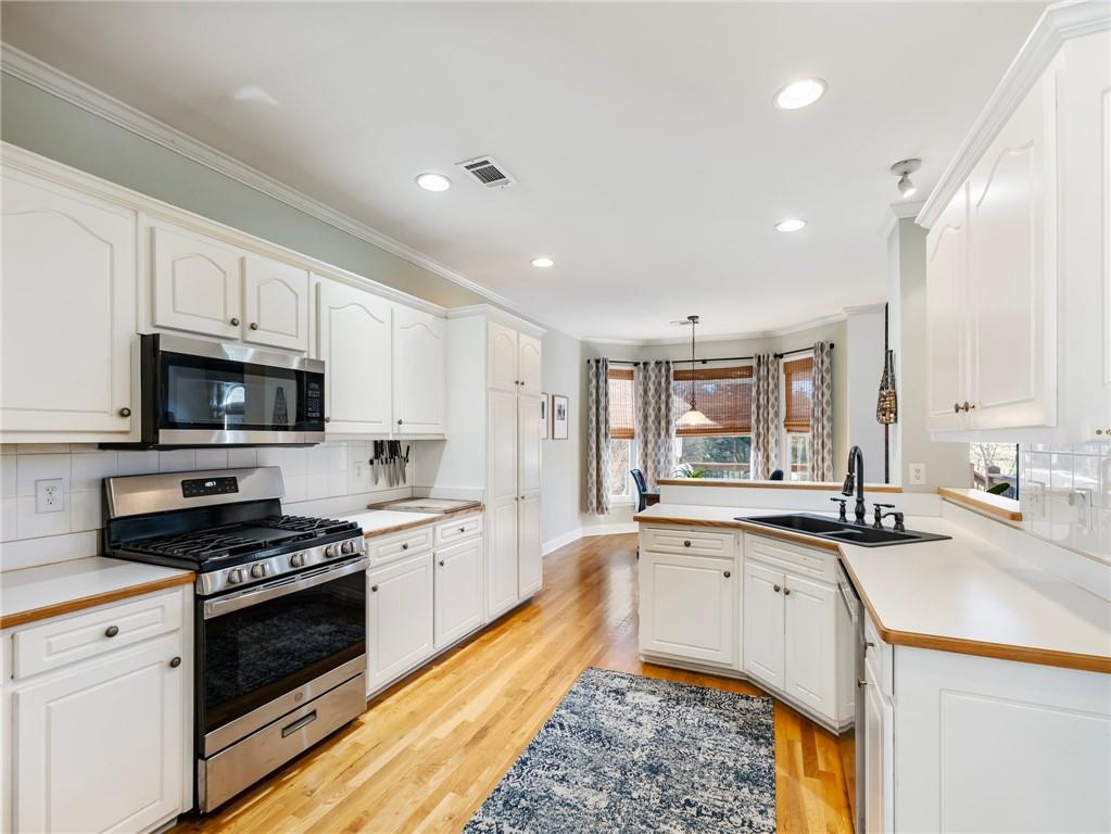 1485 Holly Manor Drive