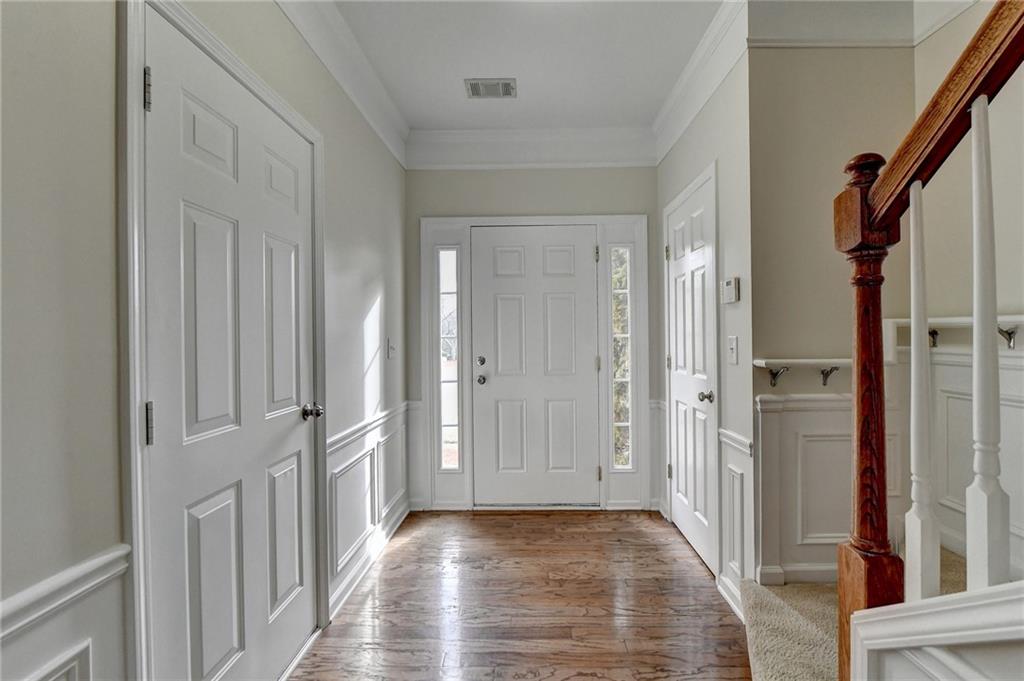 4023 Edgecomb Drive