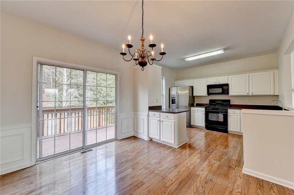 4023 Edgecomb Drive