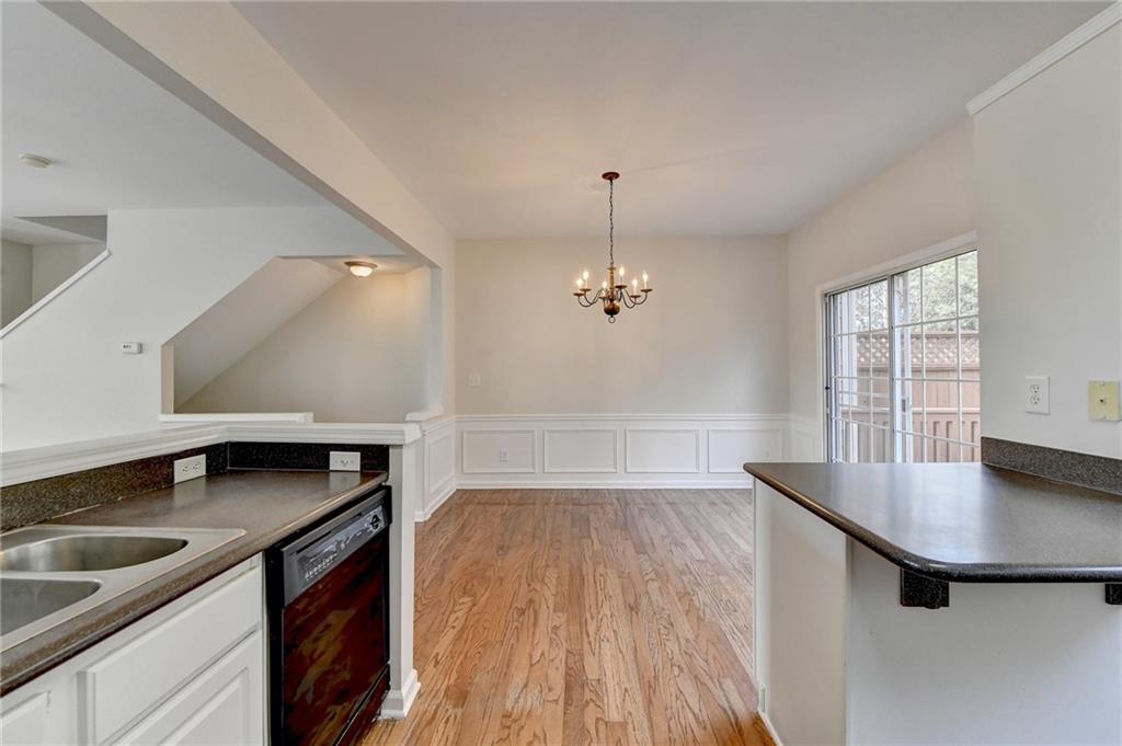 4023 Edgecomb Drive
