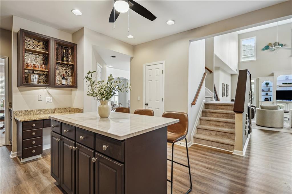 8550 River Walk Landing