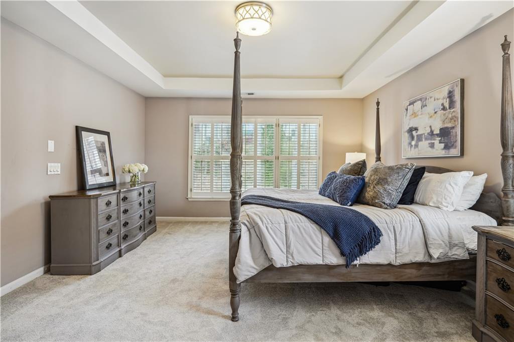 8550 River Walk Landing