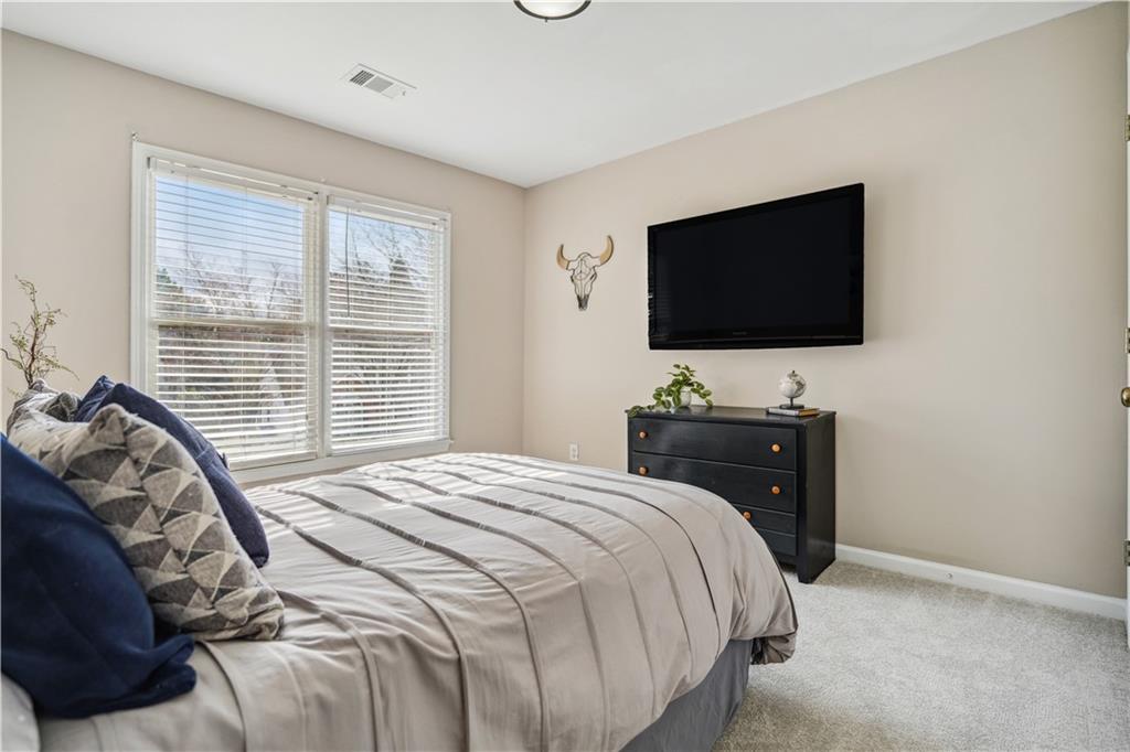 8550 River Walk Landing