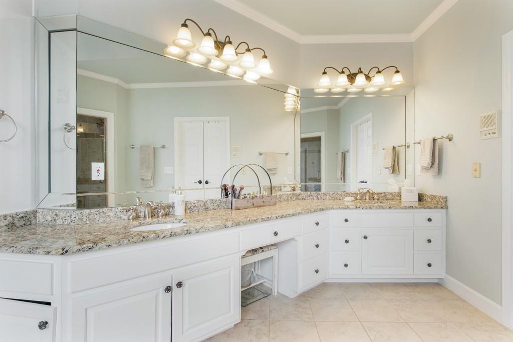 430 Newport Heights