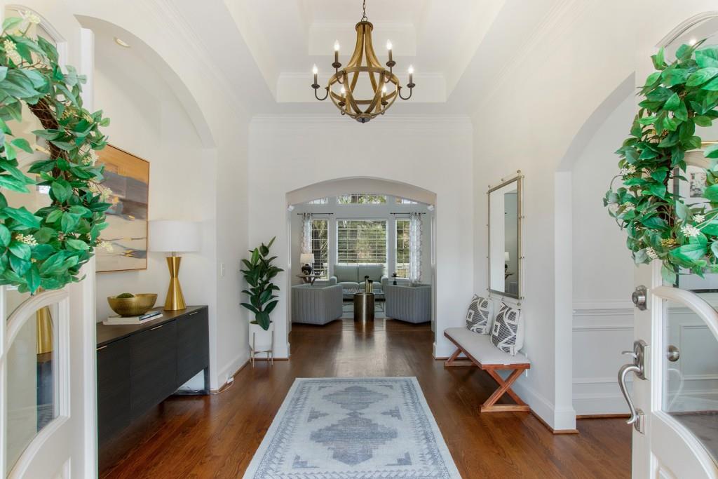 430 Newport Heights
