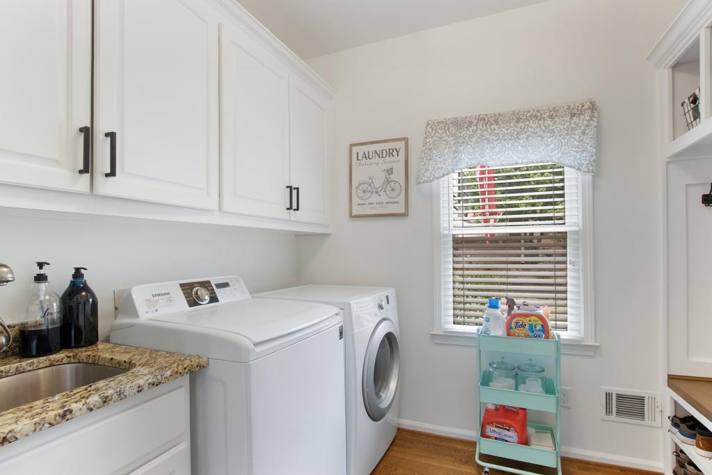 430 Newport Heights