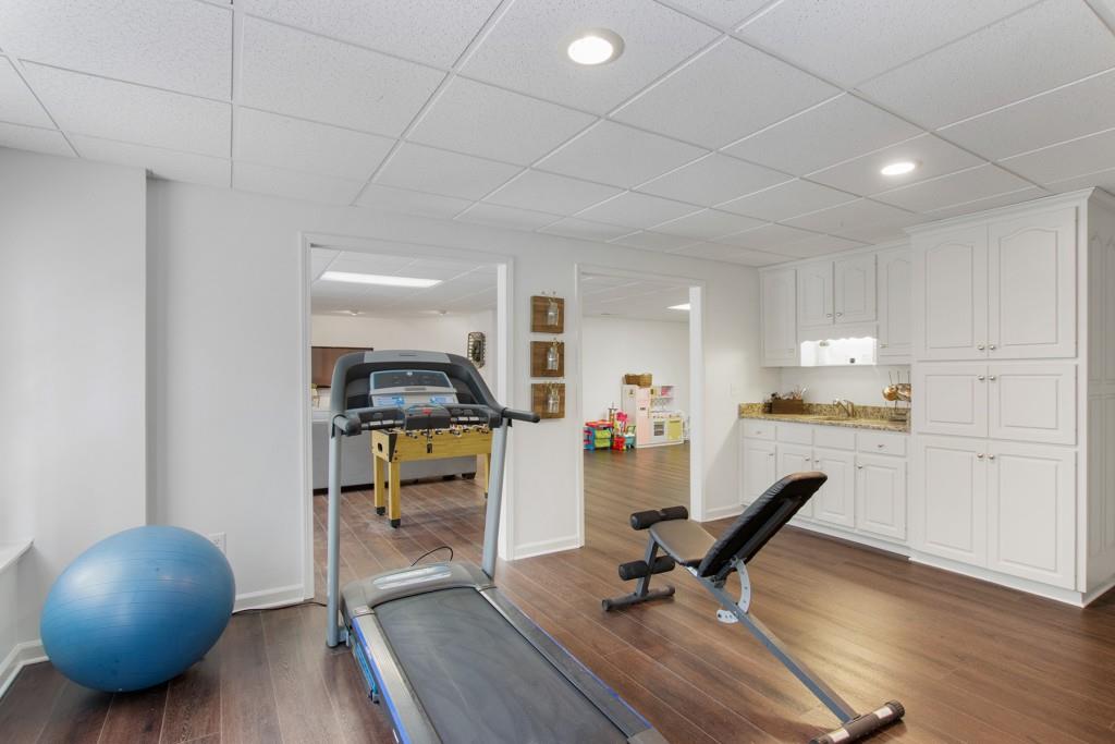 430 Newport Heights