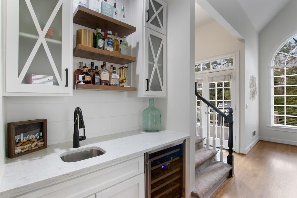 430 Newport Heights