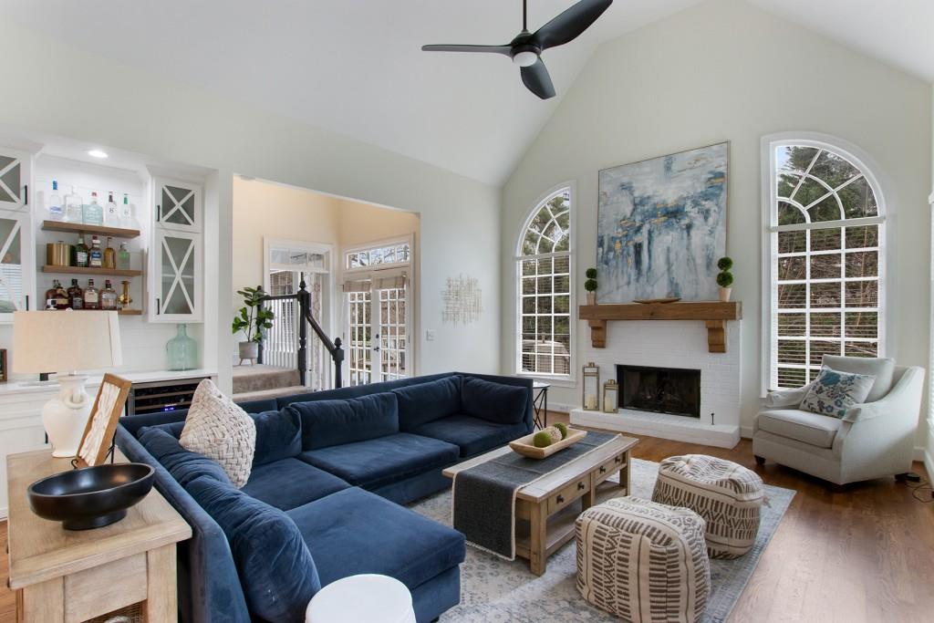 430 Newport Heights