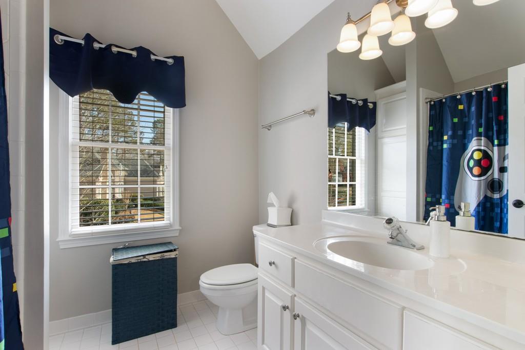 430 Newport Heights