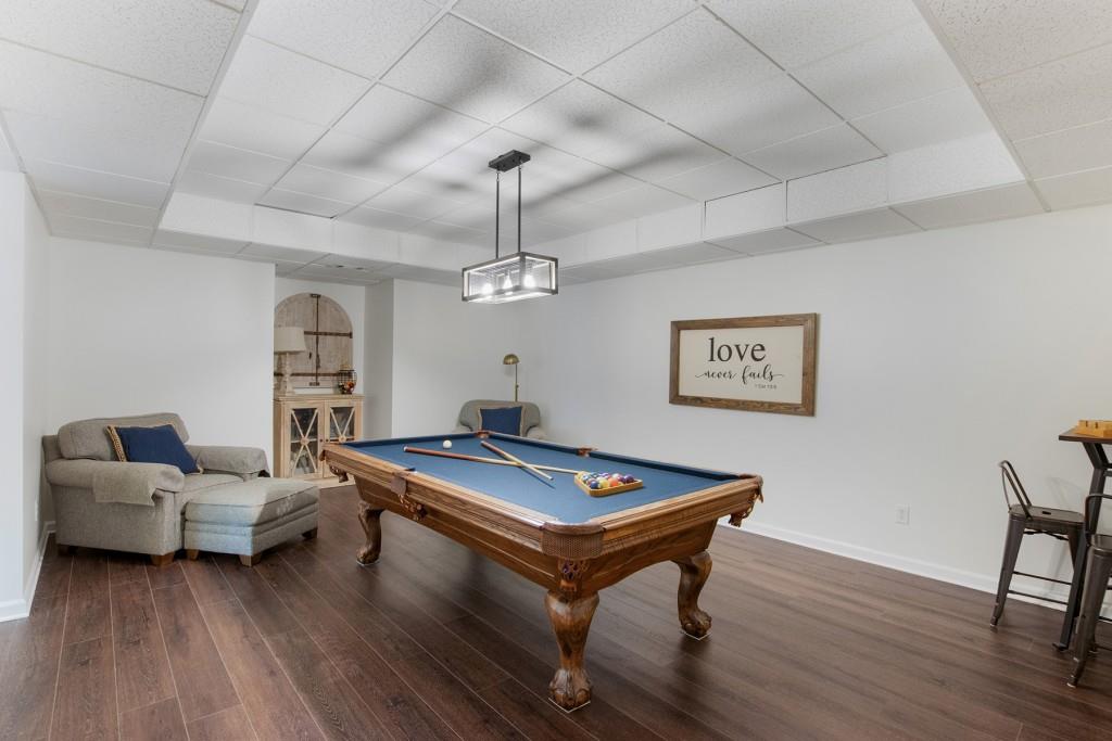 430 Newport Heights