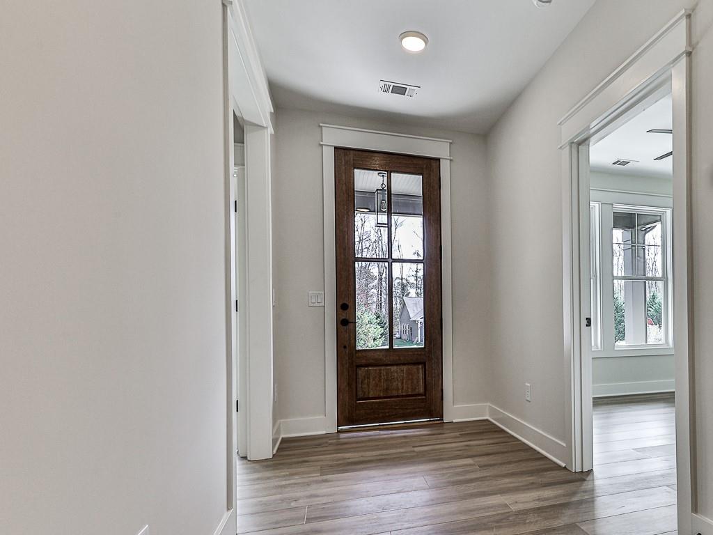 525 Meadow Circle