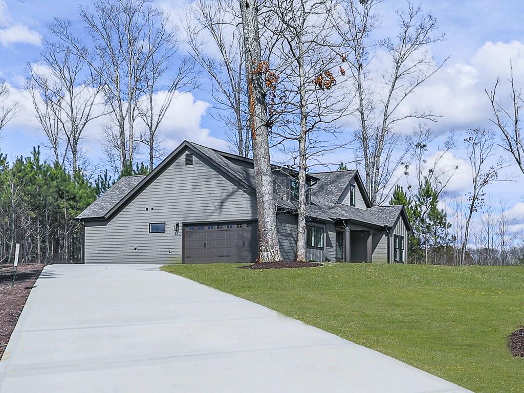 525 Meadow Circle