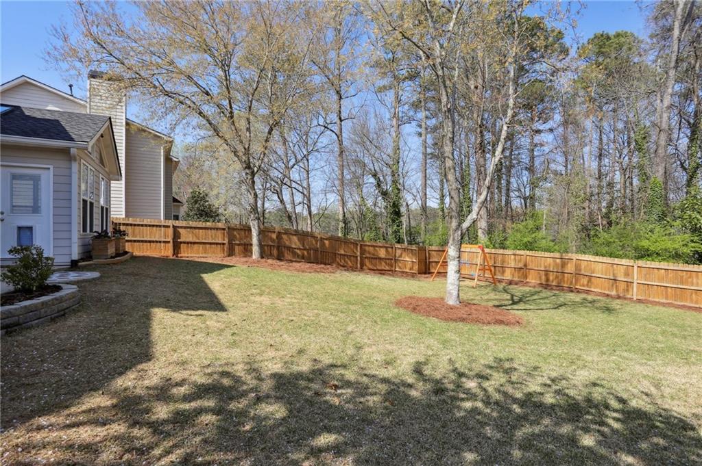 6085 Hampton Bluff Way