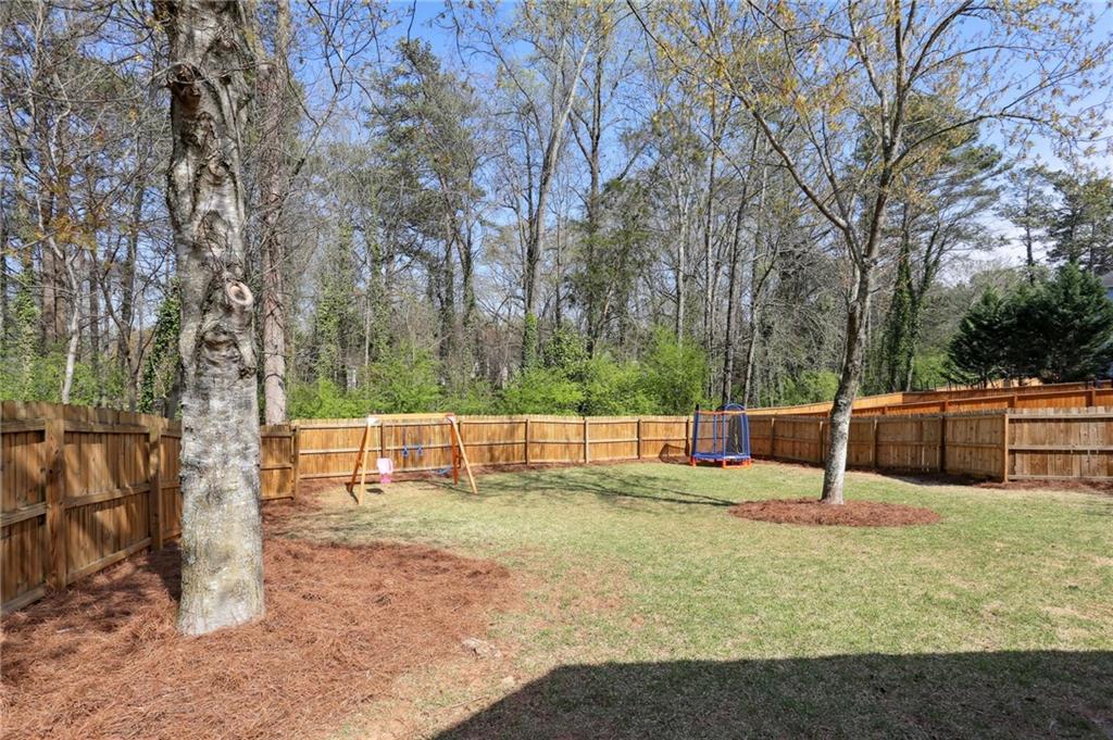 6085 Hampton Bluff Way