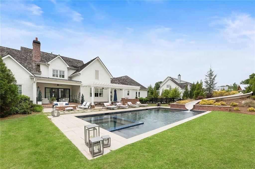 1012 Madison Hall Lane