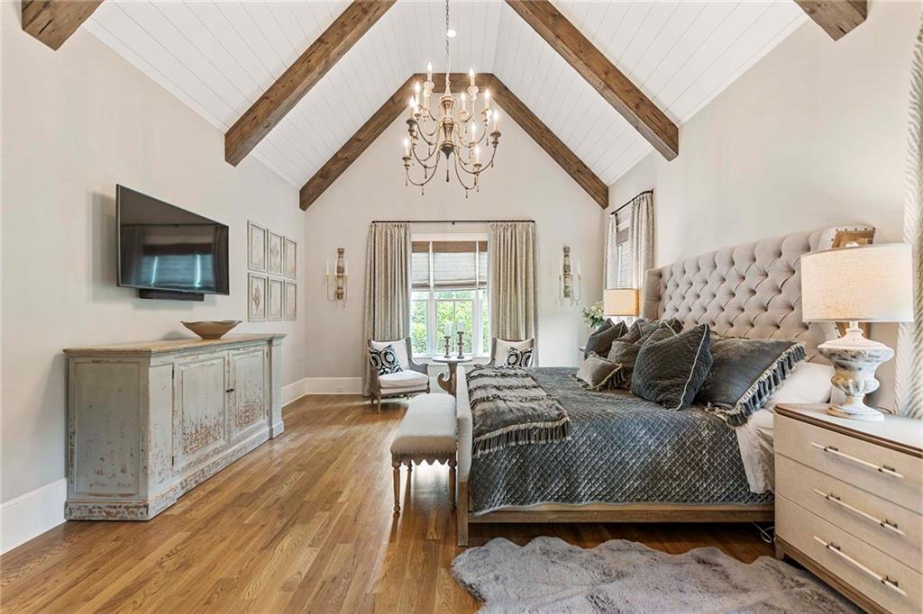 1012 Madison Hall Lane