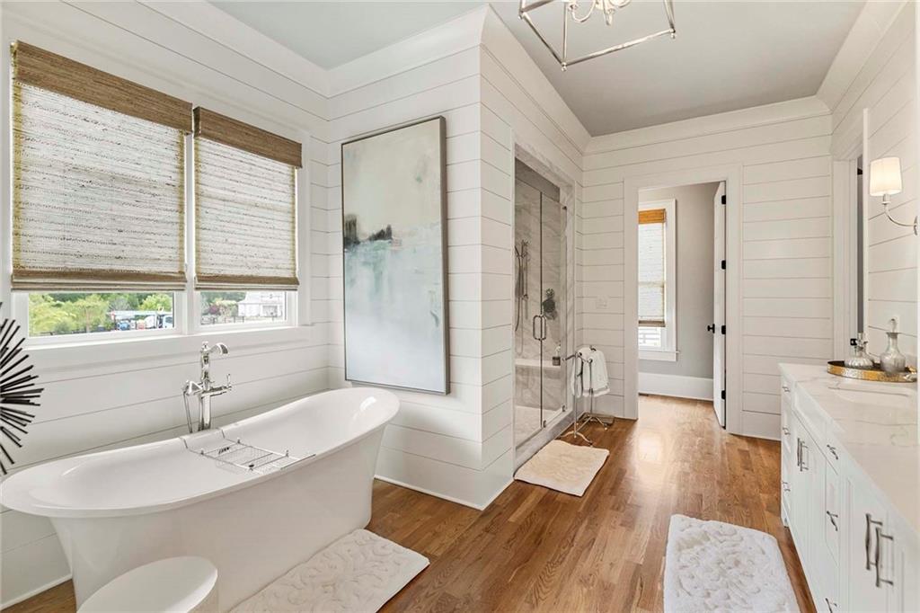 1012 Madison Hall Lane