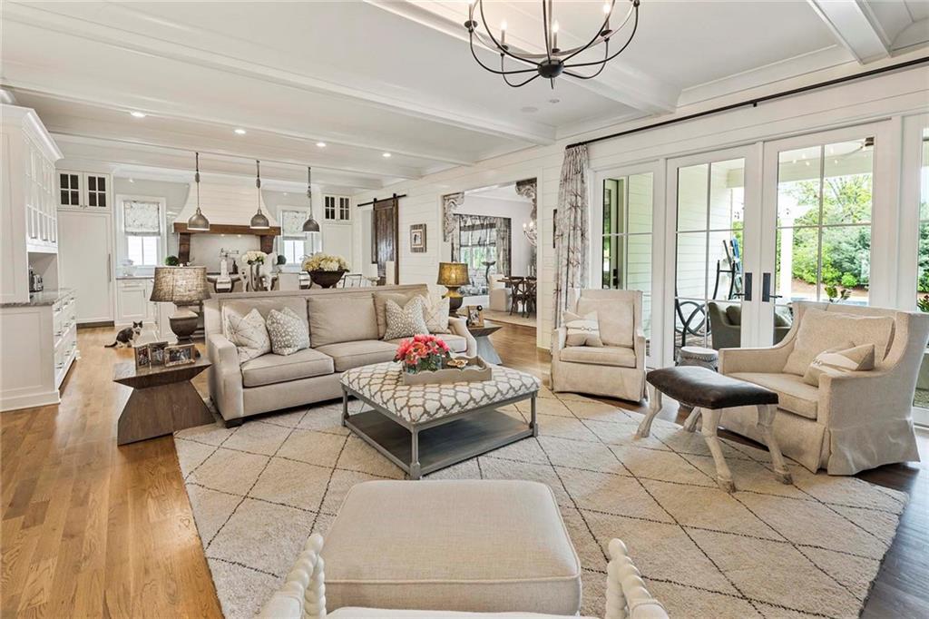 1012 Madison Hall Lane