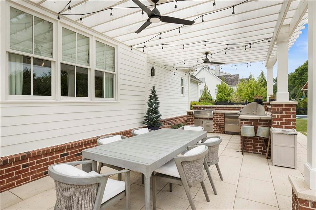 1012 Madison Hall Lane