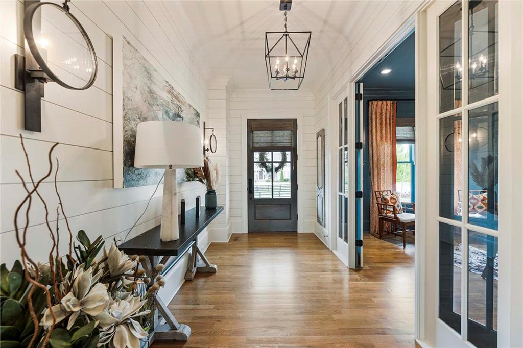 1012 Madison Hall Lane