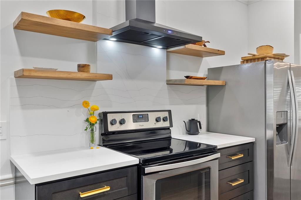 1160 Windsor Parkway Unit 3