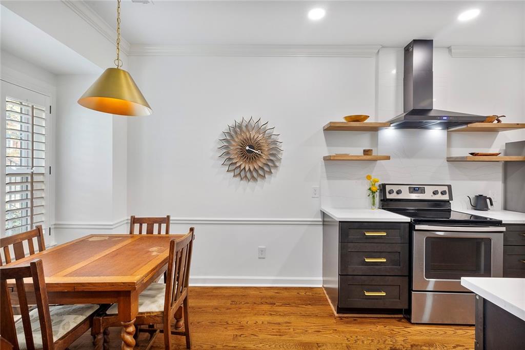 1160 Windsor Parkway Unit 3