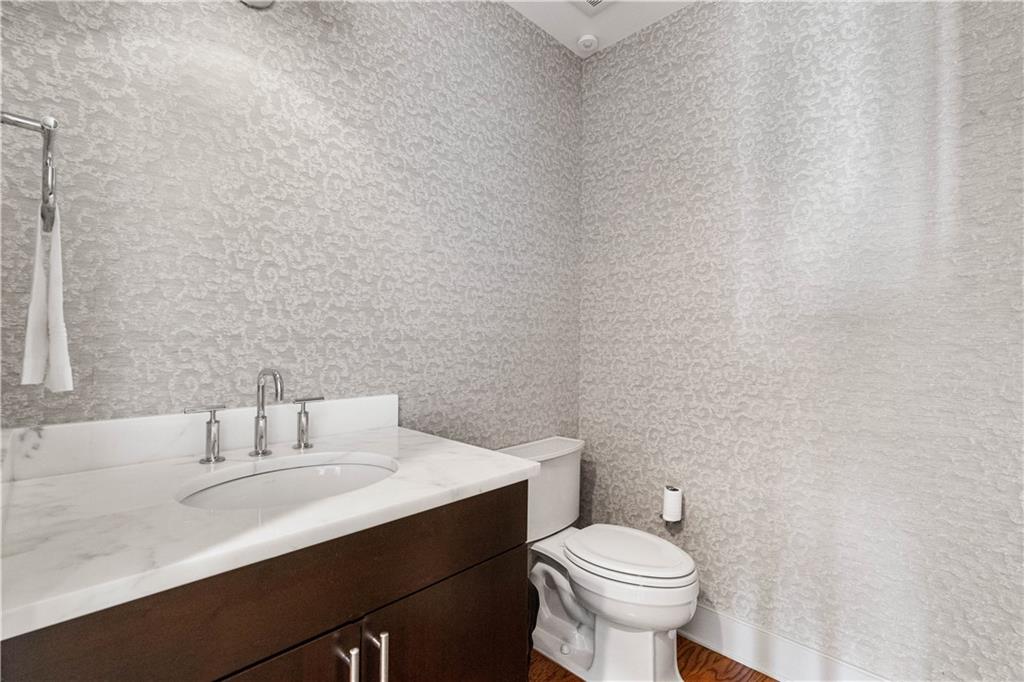3630 Peachtree Road NE Unit 1901