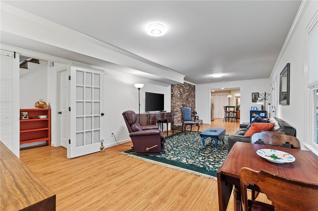 1170 Kingston Drive